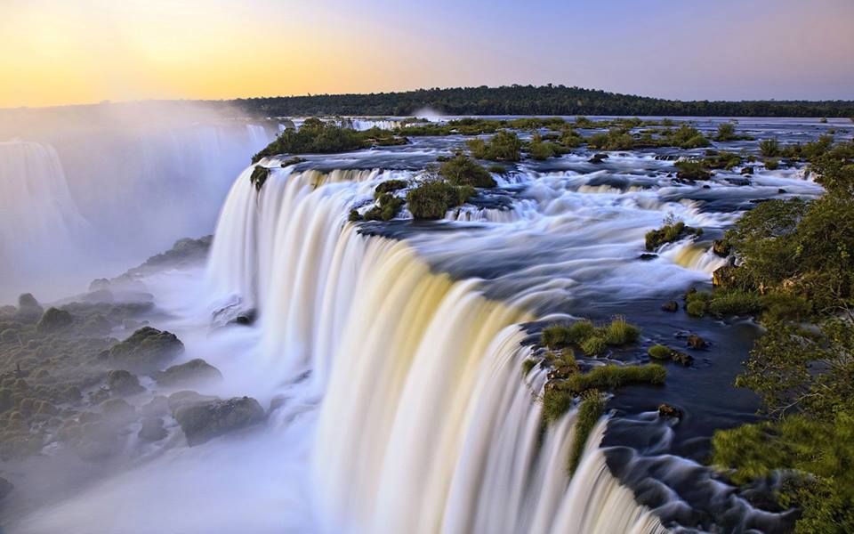 Водопады Игуасу.. На границе между Бразилией и Аргентиной
